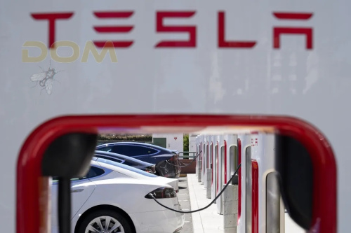 Сообщается, что Tesla увольняет более 10 процентов своей рабочей силы